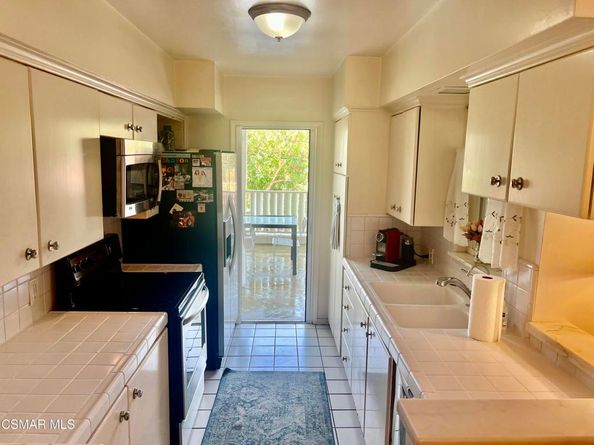 1542 Riverside Drive G, Glendale CA 91201