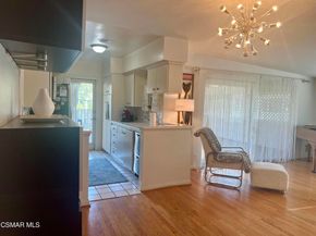 1542 Riverside Drive G, Glendale CA 91201