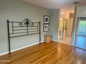 1542 Riverside Drive G, Glendale CA 91201