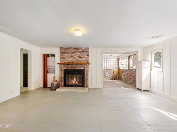 1951 N Topanga Canyon Boulevard, Topanga CA 90290