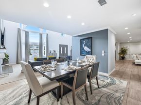 5816 Middle Crest Drive, Agoura Hills CA 91301