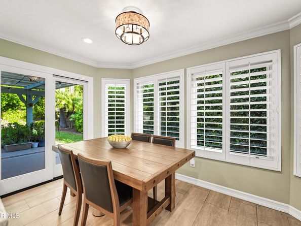 5816 Middle Crest Drive, Agoura Hills CA 91301