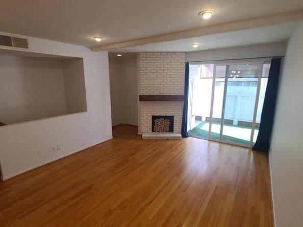 933 21st Street 12, Santa Monica CA 90403