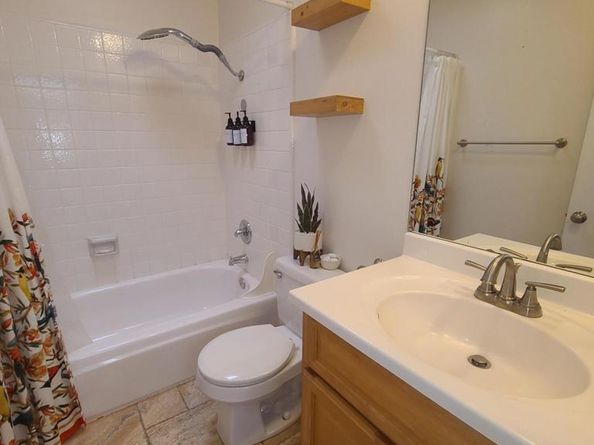 933 21st Street 12, Santa Monica CA 90403