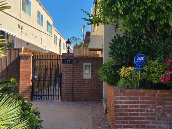 933 21st Street 12, Santa Monica CA 90403