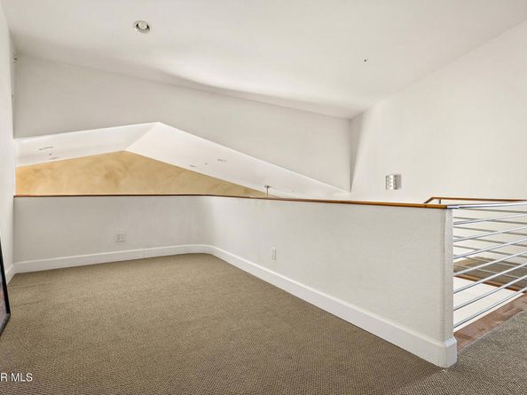 29636 Quail Run Drive, Agoura Hills CA 91301