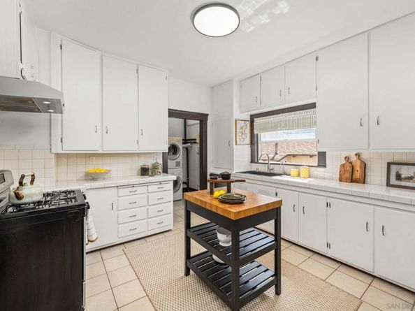 2445 47 A Street, San Diego CA 92102