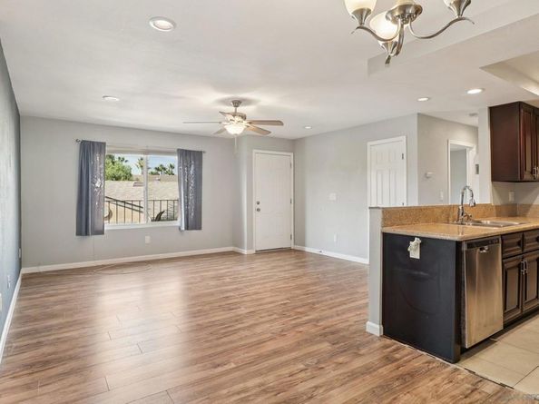552 Canyon Dr 29, Oceanside CA 92054