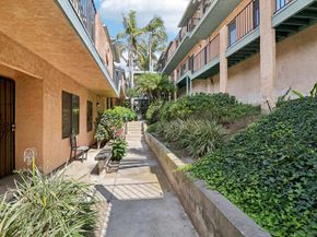 552 Canyon Dr 29, Oceanside CA 92054
