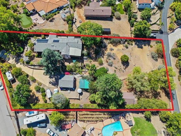 4744 Resmar Rd, La Mesa CA 91941