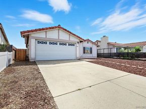 7427 Kamwood St, San Diego CA 92126