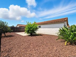 7427 Kamwood St, San Diego CA 92126