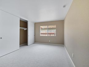 7427 Kamwood St, San Diego CA 92126