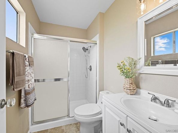 7427 Kamwood St, San Diego CA 92126