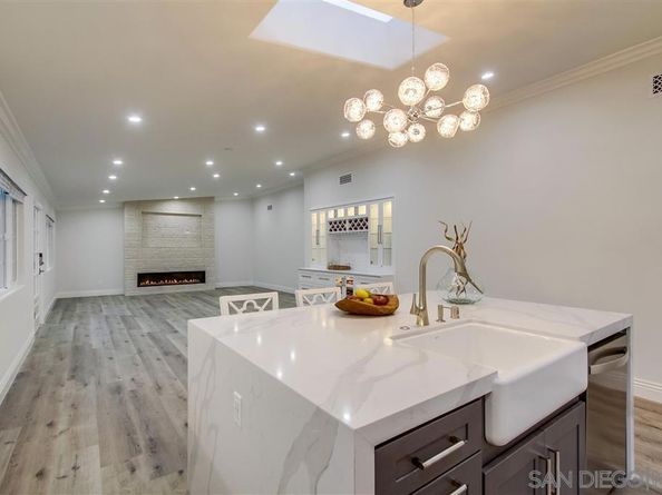 4576 Onondaga Ave, San Diego CA 92117