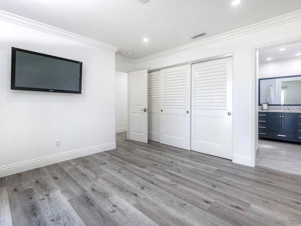 4576 Onondaga Ave, San Diego CA 92117