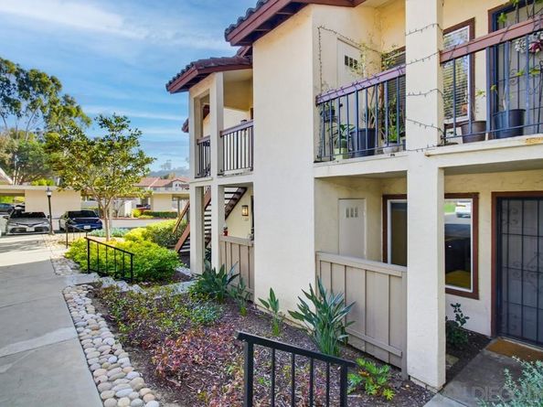 4060 Rosenda Ct 226, San Diego CA 92122