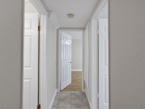 4060 Rosenda Ct 226, San Diego CA 92122