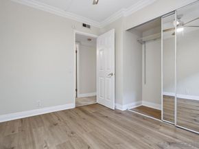 4060 Rosenda Ct 226, San Diego CA 92122