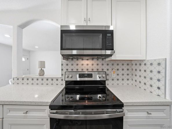 1687 Pentecost Way 4, San Diego CA 92105