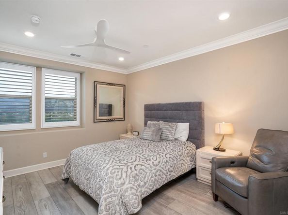 16750 Coyote Bush Dr 108, San Diego CA 92127