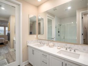 16750 Coyote Bush Dr 108, San Diego CA 92127