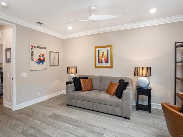 16750 Coyote Bush Dr 108, San Diego CA 92127