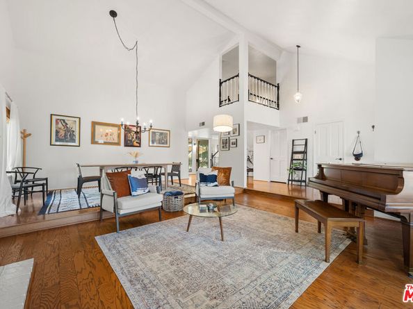 29003 Indian Ridge Court, Agoura Hills CA 91301