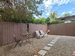 1359 S Ridgeley Drive, Los Angeles CA 90019