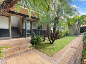 1359 S Ridgeley Drive, Los Angeles CA 90019