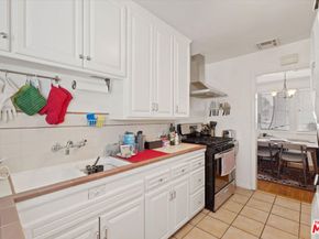 1359 S Ridgeley Drive, Los Angeles CA 90019