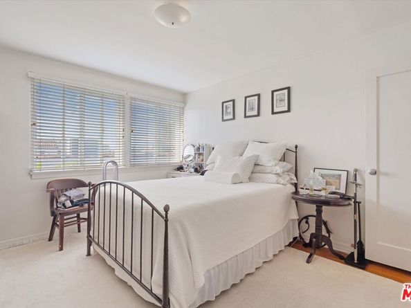 1359 S Ridgeley Drive, Los Angeles CA 90019