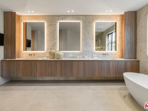 12227 Tweed Lane, Los Angeles CA 90049