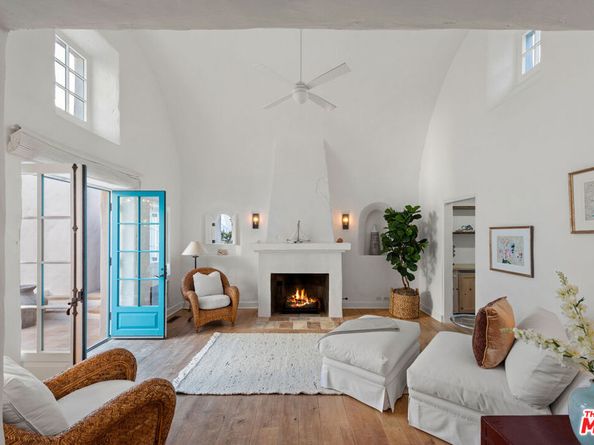 27832 Pacific Coast Highway, Malibu CA 90265