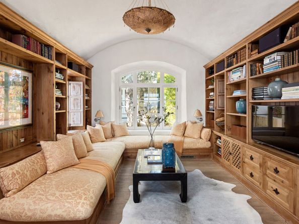 27832 Pacific Coast Highway, Malibu CA 90265