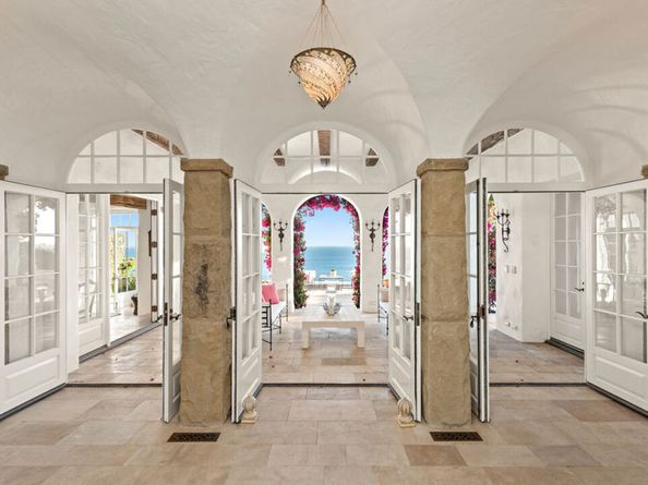 27832 Pacific Coast Highway, Malibu CA 90265