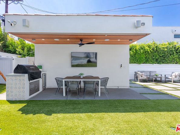 732 N Cherokee Avenue, Los Angeles CA 90038