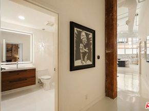 500 Molino Street 101, Los Angeles CA 90013