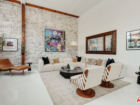 500 Molino Street 101, Los Angeles CA 90013