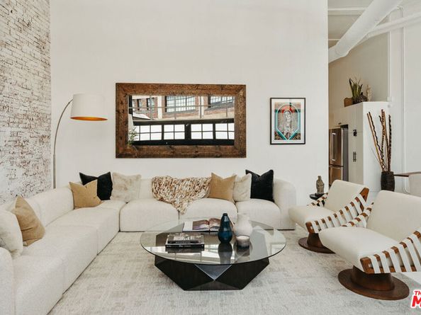 500 Molino Street 101, Los Angeles CA 90013