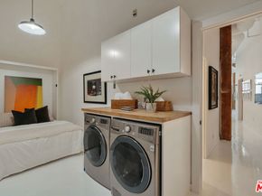 500 Molino Street 101, Los Angeles CA 90013