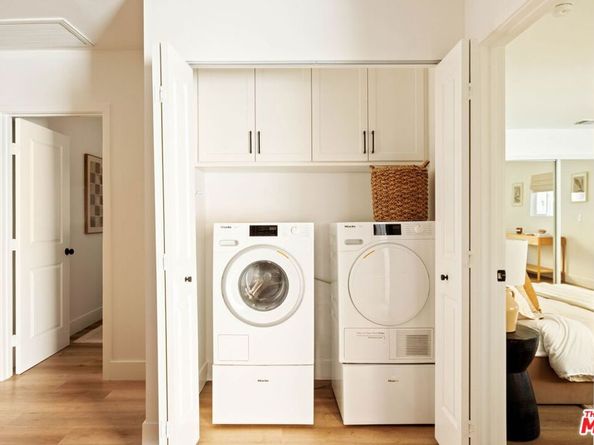 2831 S Corning Street, Los Angeles CA 90034