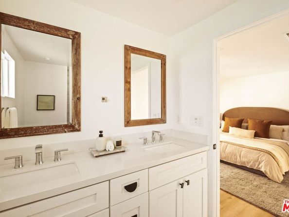 2831 S Corning Street, Los Angeles CA 90034