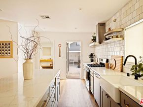 2831 S Corning Street, Los Angeles CA 90034