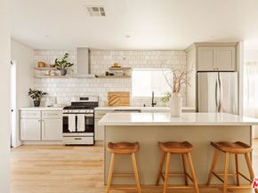 2831 S Corning Street, Los Angeles CA 90034