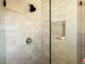 2831 S Corning Street, Los Angeles CA 90034