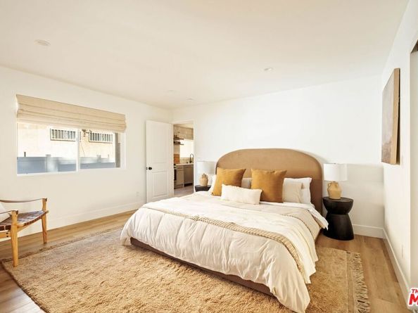 2831 S Corning Street, Los Angeles CA 90034