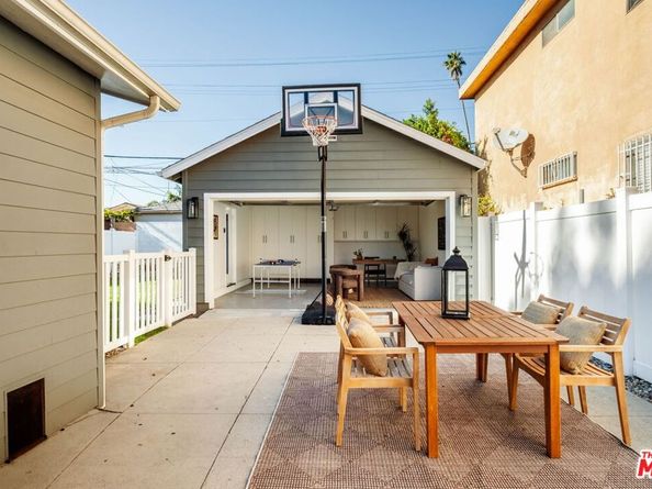 2831 S Corning Street, Los Angeles CA 90034