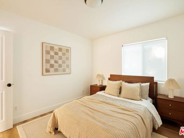 2831 S Corning Street, Los Angeles CA 90034