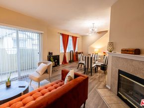 4600 Don Lorenzo Drive 4, Los Angeles CA 90008